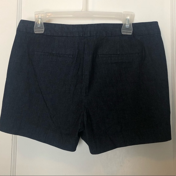 Banana Republic- Hampton Fit Shorts - Picture 3 of 9